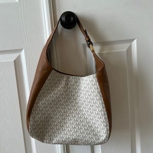 Michael Kors hobo bag